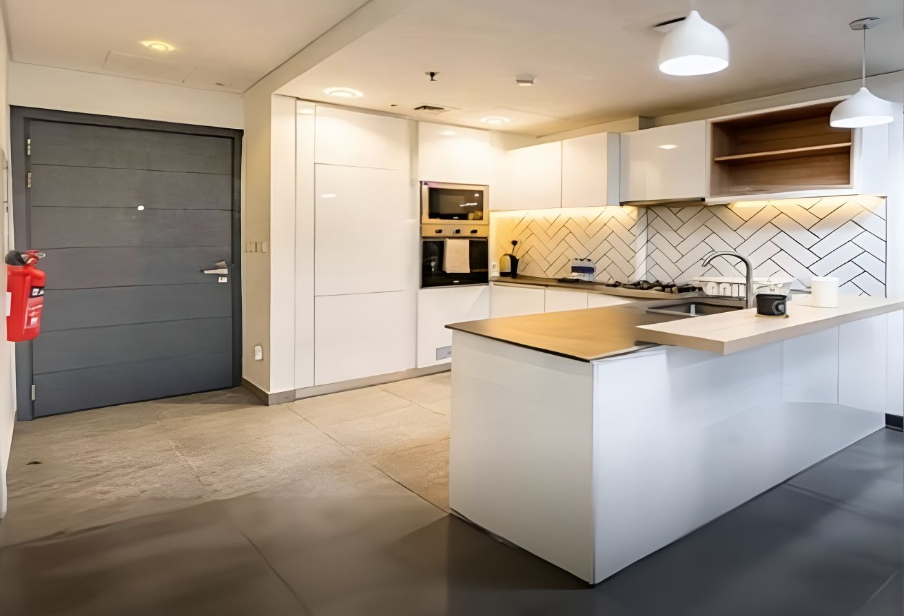 RENTED | INVESTOR DEAL | PRIME LOCATION gallery image