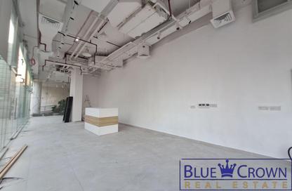 Shop - Studio for rent in Emerald Oud Metha - Oud Metha - Bur Dubai - Dubai