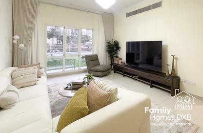 Villa - 5 Bedrooms - 5 Bathrooms for rent in Meadows 2 - Meadows - Dubai
