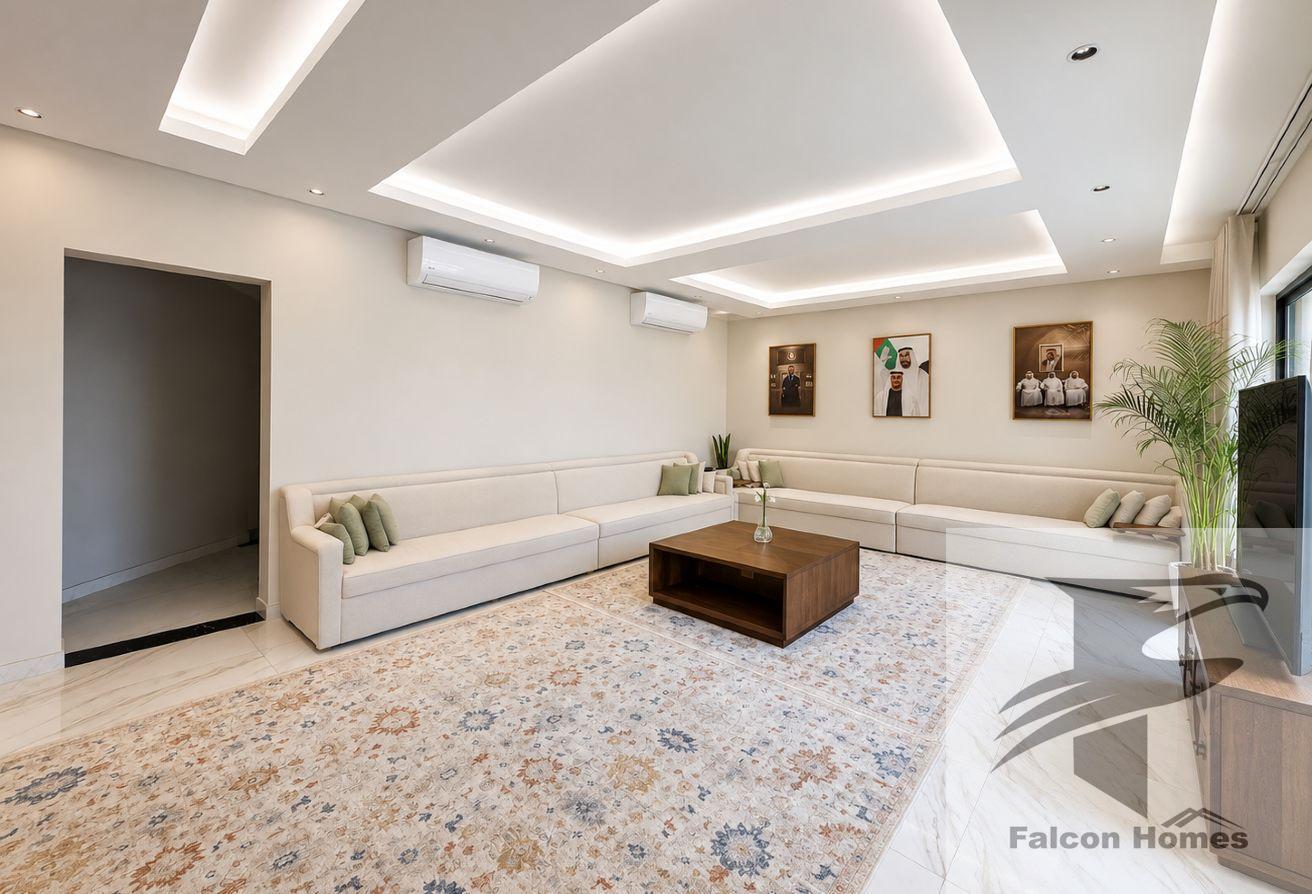 Spacious 5BR Villa with Private Pool and Garden photo 6