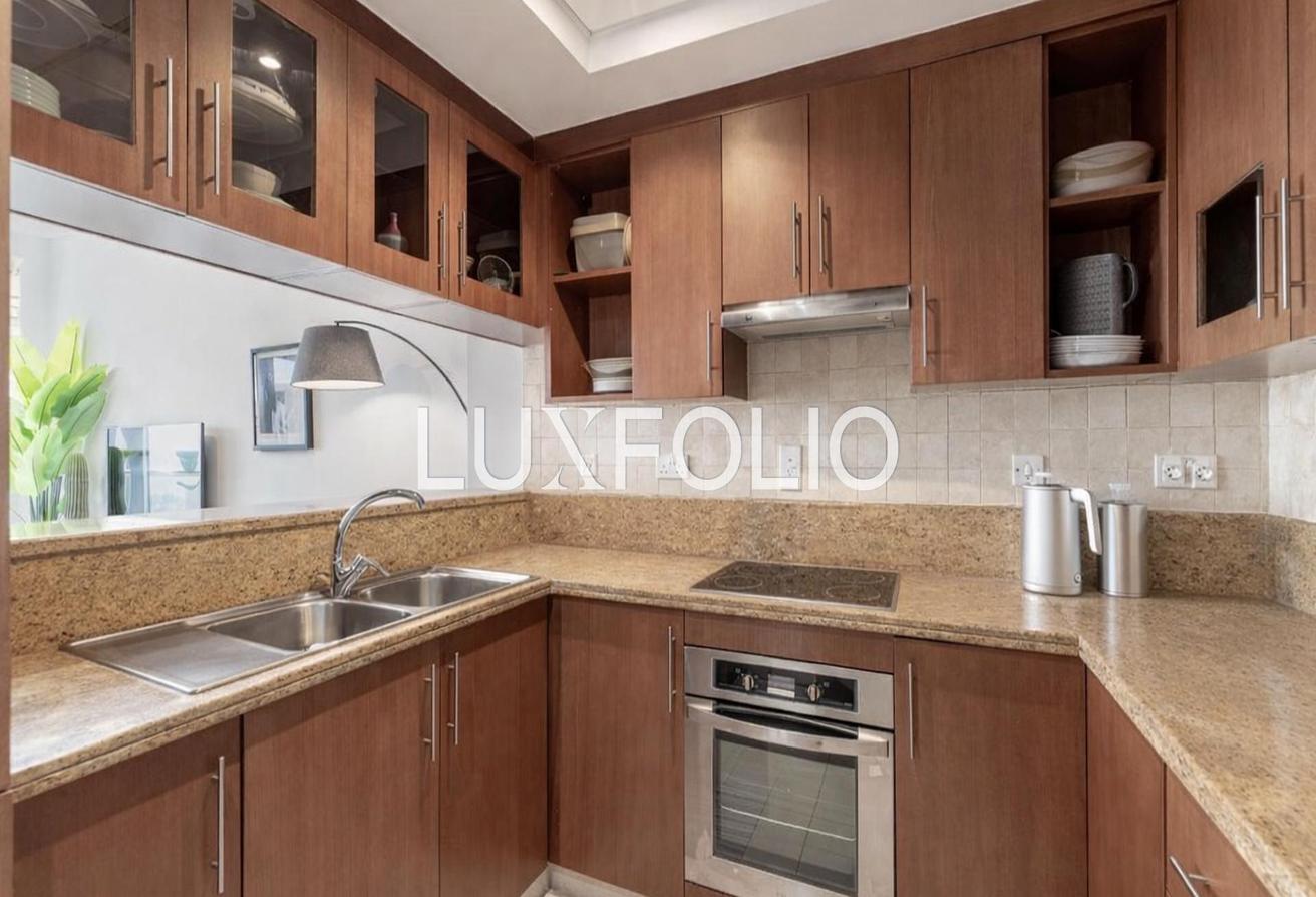 High Floor | Unfurnished | Multiple Cheques photo 6