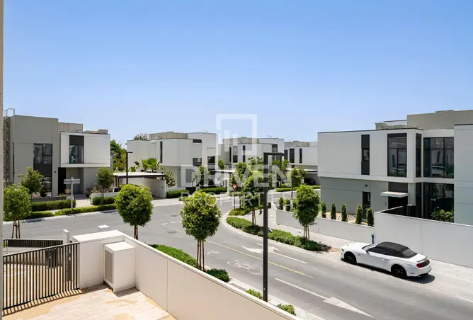 109033990 - Property Image 3