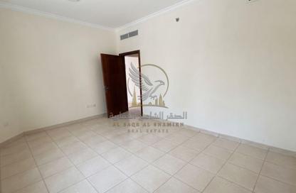 Apartment - 1 - 1 for rent in Al Qulaya'ah - Al Sharq - Sharjah Apartment - 1 - 1 for rent in Al Qulaya'ah - Al Sharq - Sharjah
