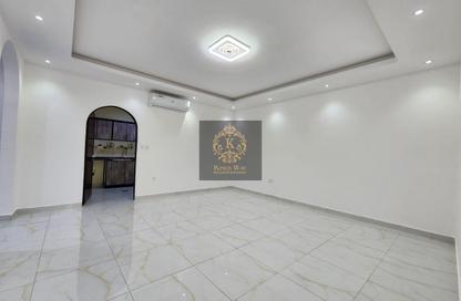 Apartment - 2 Bedrooms - 2 Bathrooms for rent in Mohamed Bin Zayed City - Abu Dhabi