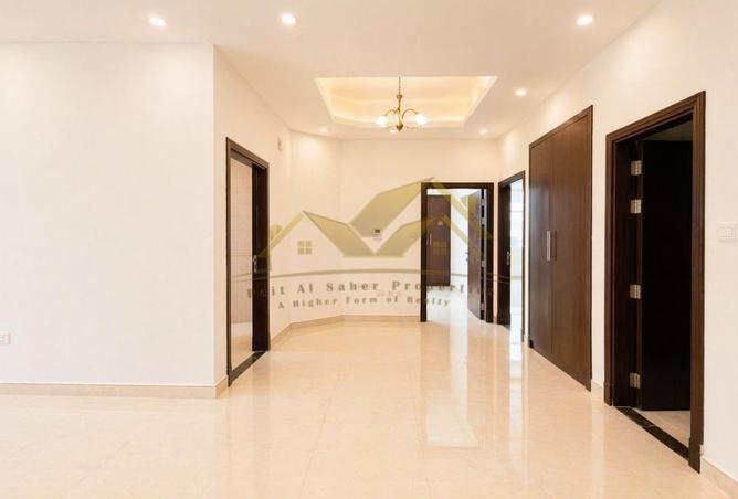 82781995 - Property Image 3