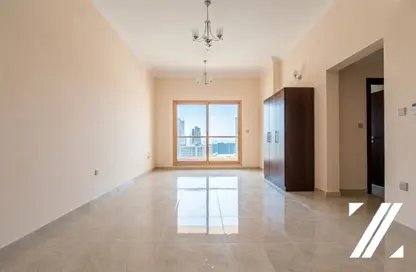 Apartment - 1 Bedroom - 1 Bathroom for rent in Sooma Residence - Majan - Dubai
