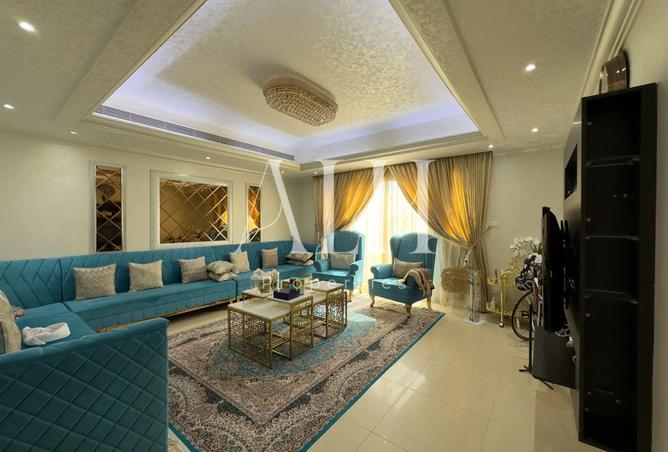 74251549 - Property Image 3