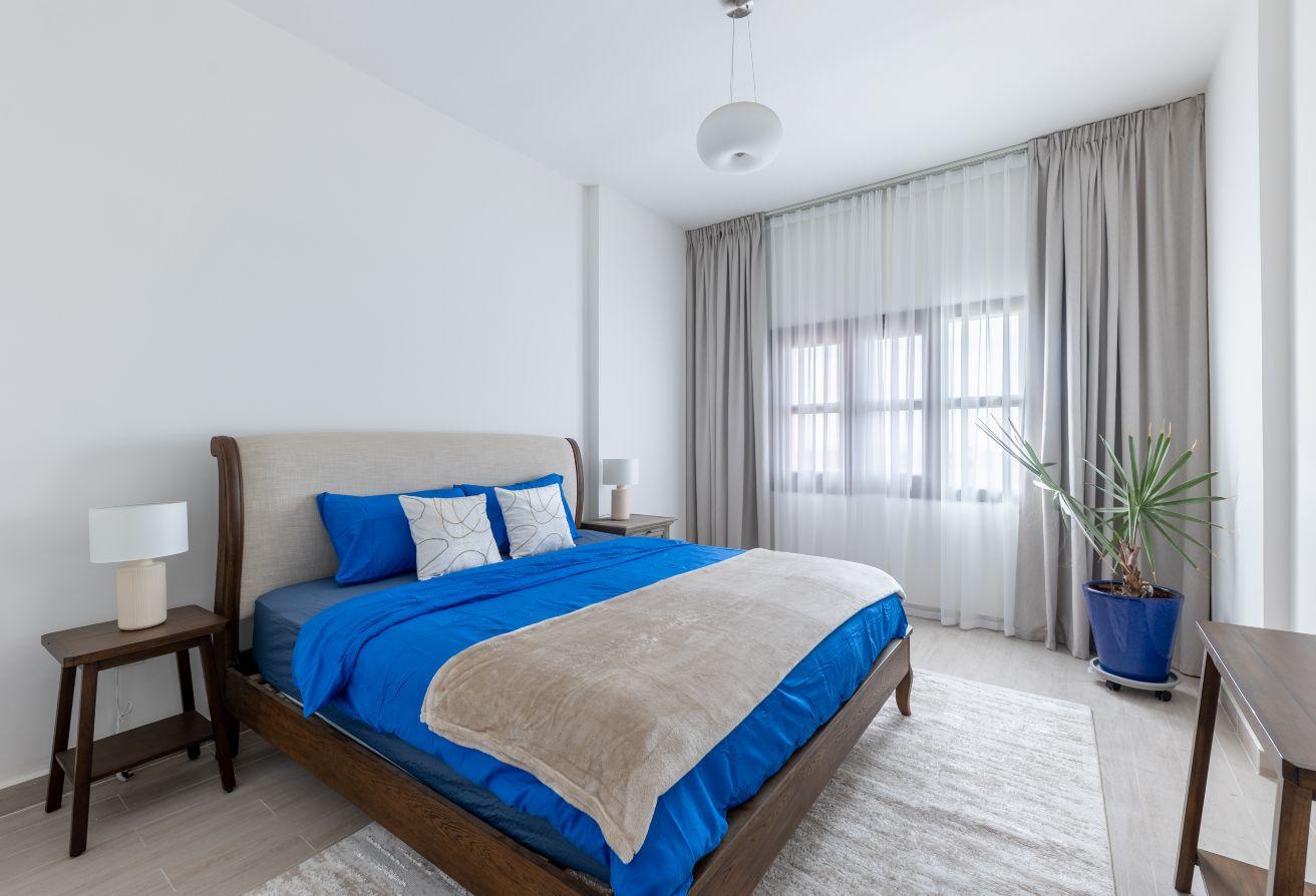 Spacious layout | Golf community living photo 16
