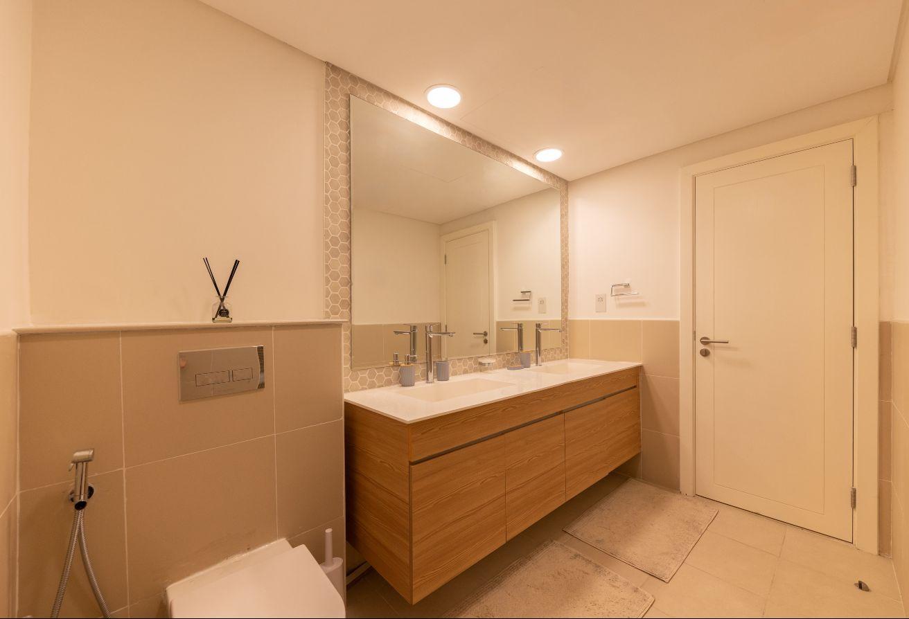 Spacious layout | Golf community living photo 23