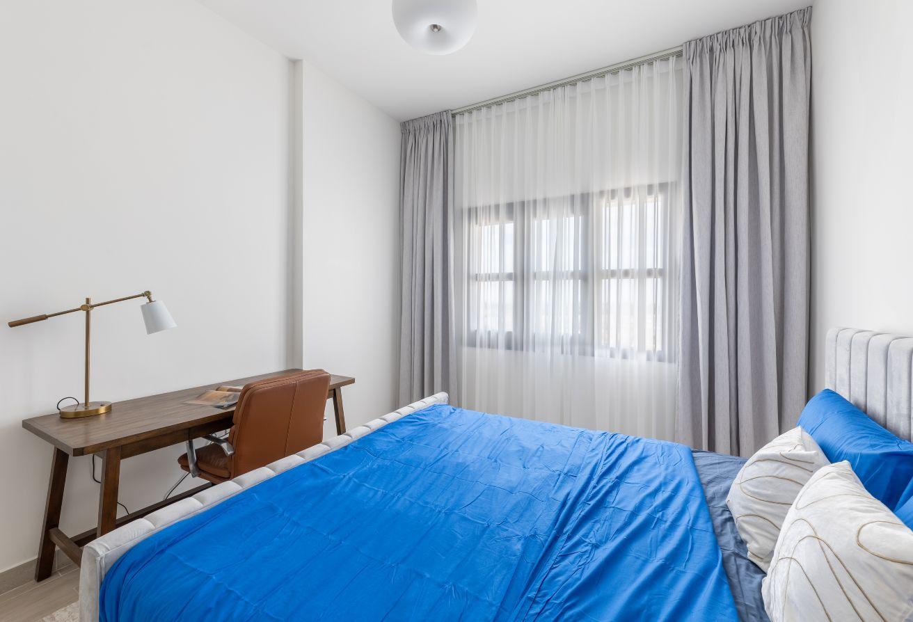 Spacious layout | Golf community living photo 11