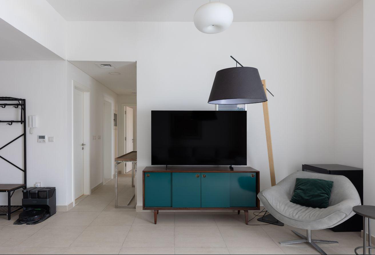 Spacious layout | Golf community living photo 5
