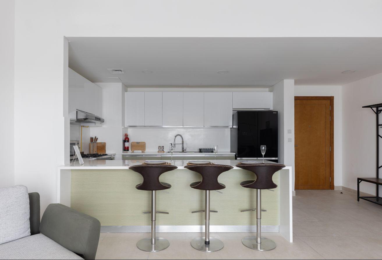 Spacious layout | Golf community living photo 6
