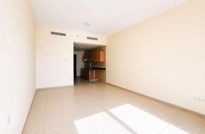 Apartment - Studio - 1 Bathroom for rent in Palace Tower 2 - Palace Towers - Dubai Silicon Oasis - Dubai Apartment - Studio - 1 Bathroom for rent in Palace Tower 2 - Palace Towers - Dubai Silicon Oasis - Dubai