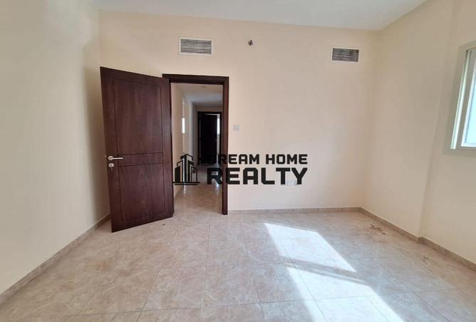 61674951 - صورة العقار 3