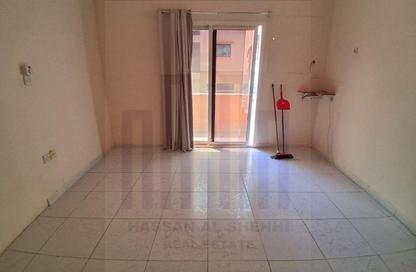 Apartment - 1 - 1 for rent in Fire Station Road - Muwaileh - Sharjah