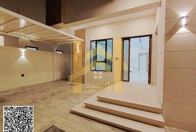 54012328 - Property Image 2