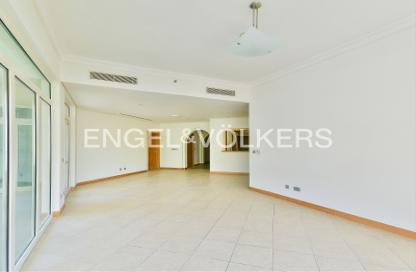 Apartment - 3 - 4 for sale in Al Habool - Shoreline Apartments - Palm Jumeirah - Dubai
