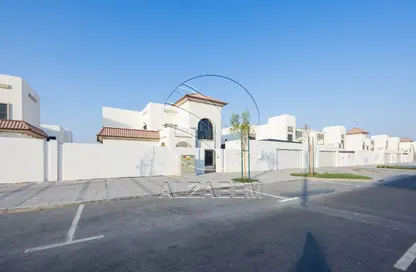 Villa - 5 Bedrooms - 7 Bathrooms for rent in Fay Alreeman - Al Shamkha - Abu Dhabi