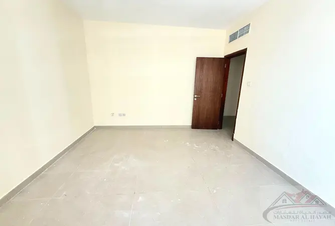 128366923 - Property Image 2