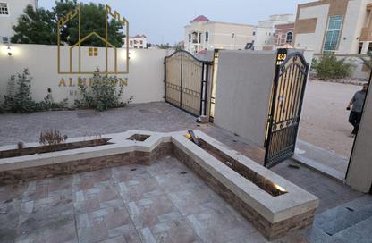Villa - 5 - 7+ for sale in Al Rawda 2 Villas - Al Rawda 2 - Al Rawda - Ajman