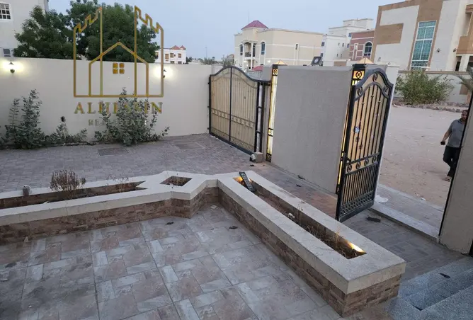 145544154 - Property Image 3