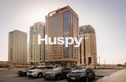 Apartment - 3 - 4 for rent in Al Shaheen Tower - Al Khalidiya - Abu Dhabi