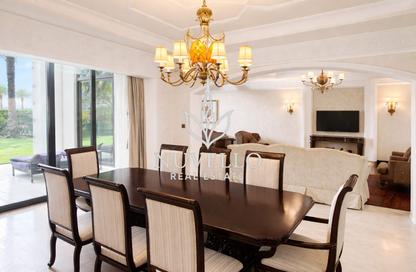 Villa - 5 Bedrooms - 7 Bathrooms for rent in Royal Residences Jumeirah Zabeel Saray - The Crescent - Palm Jumeirah - Dubai