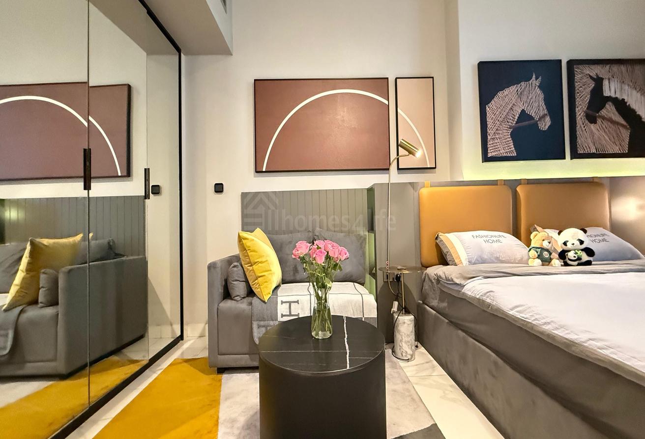 Fully Furnished | High Floor | Ready to Move photo 7