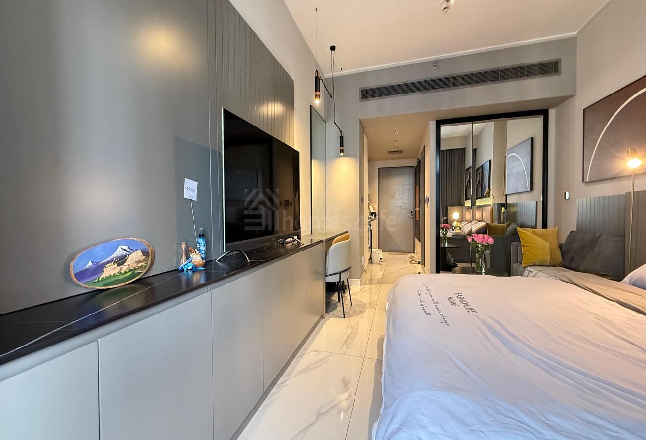 Fully Furnished | High Floor | Ready to Move photo 10