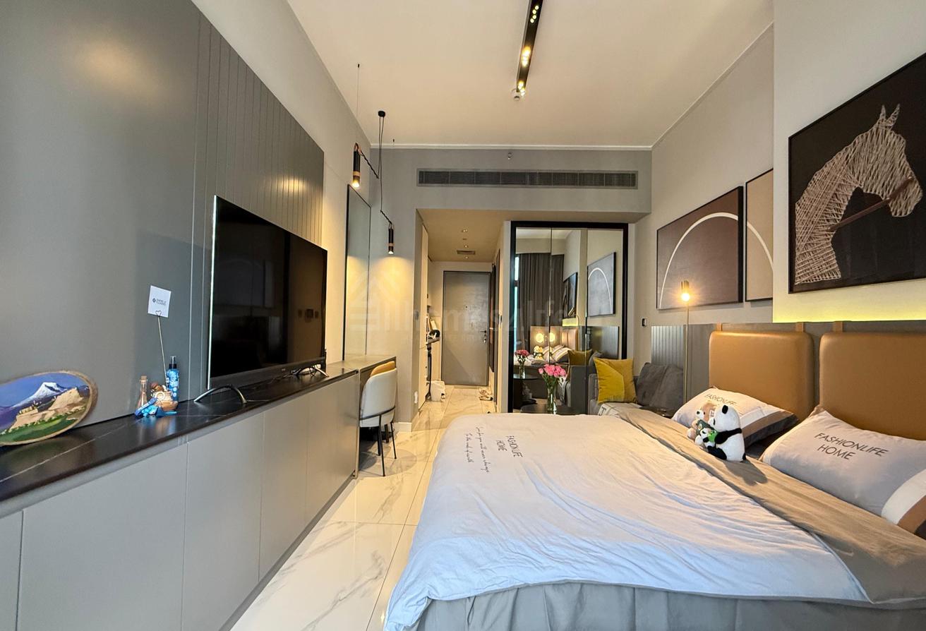 Fully Furnished | High Floor | Ready to Move photo 11