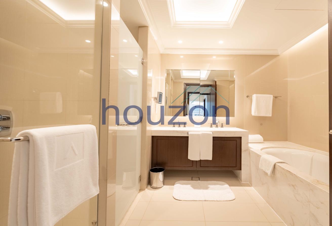 Luxurious 3BR | Burj + Fountain View | With Bills photo 7