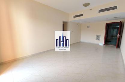 Apartment - 2 Bedrooms - 2 Bathrooms for rent in Muwailih Building - Muwaileh - Sharjah