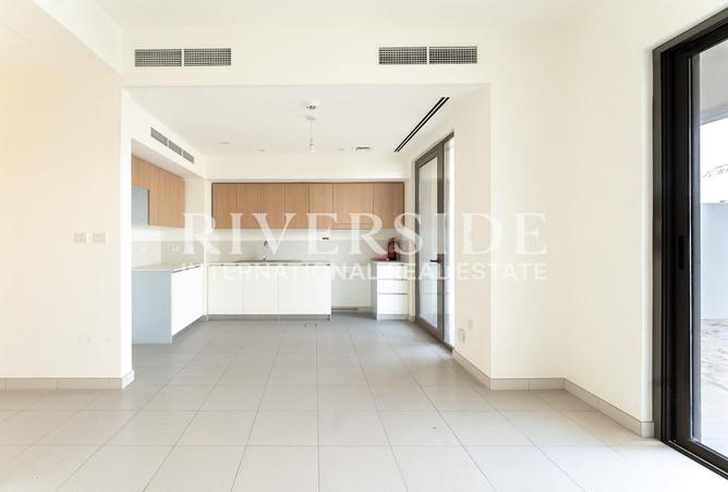 100385635 - Property Image 2