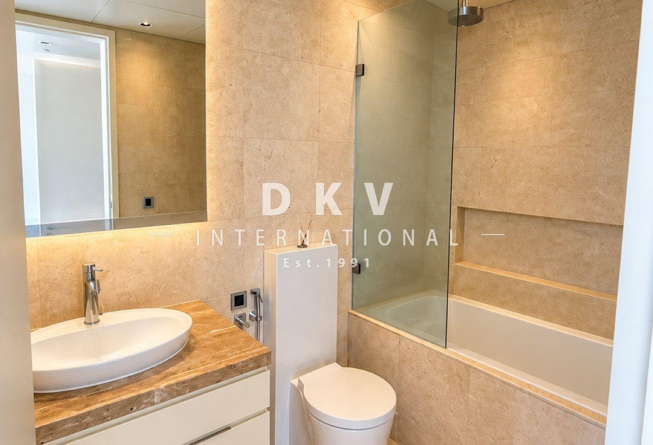 SPACIOUS APARTMENT| FOUNTAIN VIEW| MID FLOOR photo 10