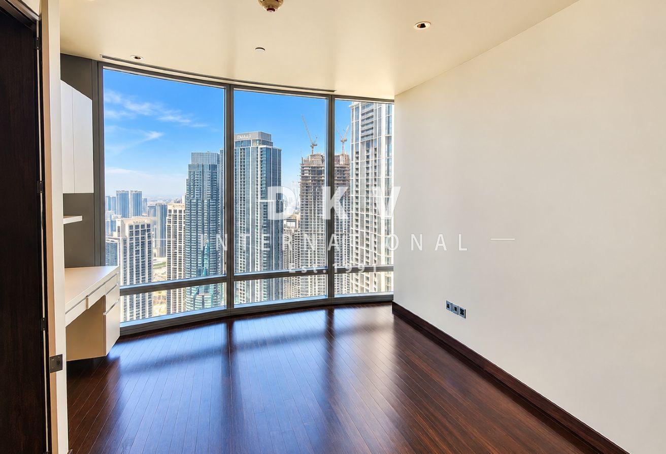 SPACIOUS APARTMENT| FOUNTAIN VIEW| MID FLOOR photo 4