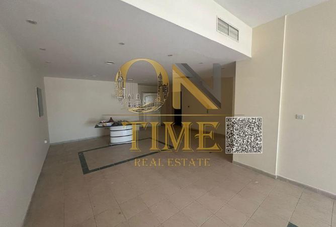 90938232 - Property Image 2