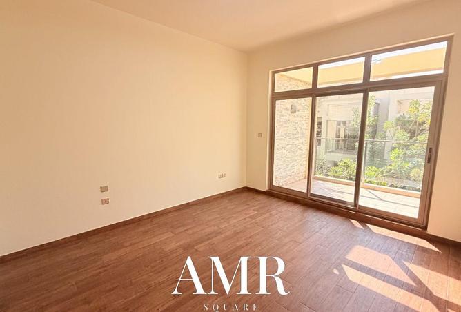 75015460 - Property Image 3