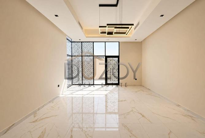 142402686 - Property Image 3