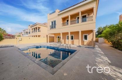 Villa - 5 - 6 for rent in The Centro - The Villa - Dubai