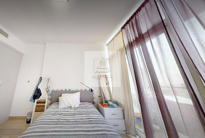 High Floor | JVC View | Furnished Studio photo 3