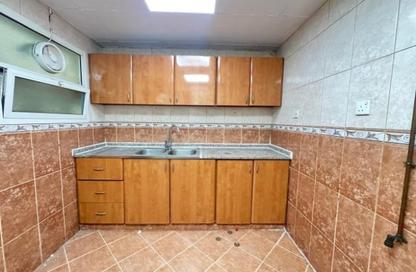 Apartment - 2 - 2 for rent in Fire Station Road - Muwaileh - Sharjah