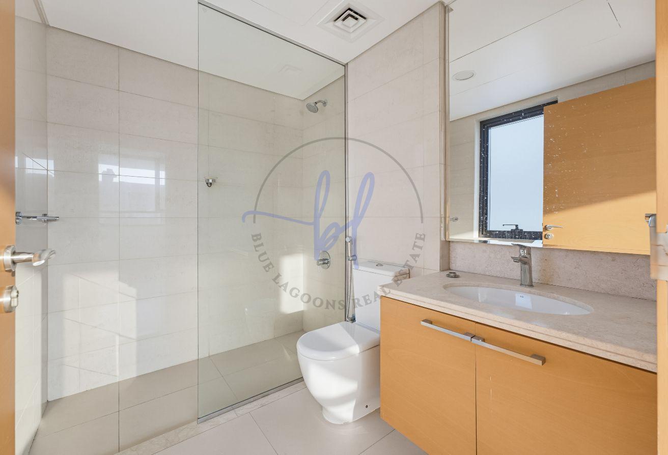 Backing the Pool | 4B/R+M Townhouse | Modern Home photo 19