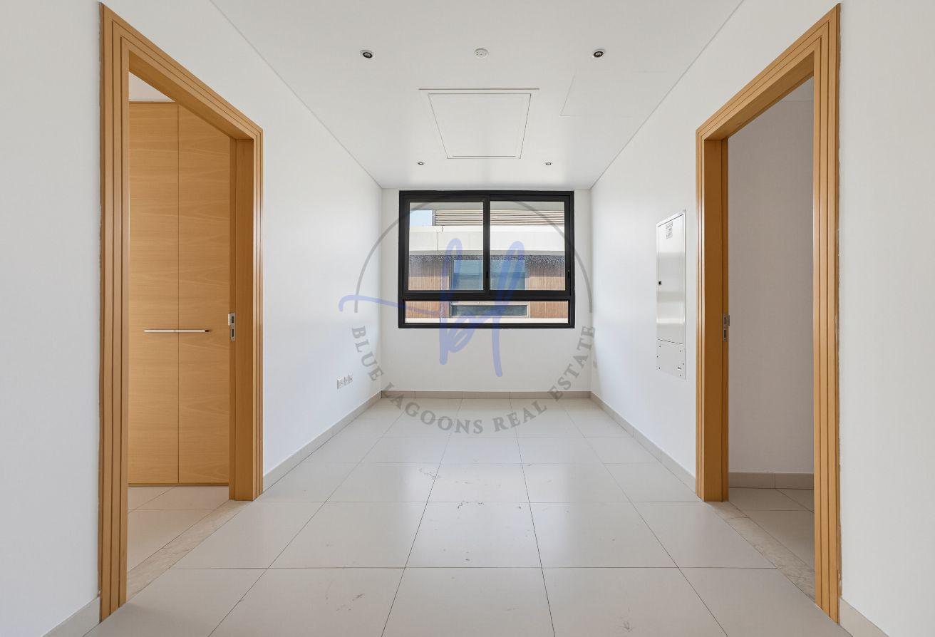 Backing the Pool | 4B/R+M Townhouse | Modern Home photo 22