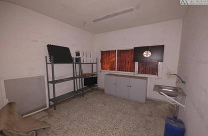 Shop - Studio - 1 for rent in Al Souk Al Kabeer Street - Al Souk Al Kabeer - Bur Dubai - Dubai Shop - Studio - 1 for rent in Al Souk Al Kabeer Street - Al Souk Al Kabeer - Bur Dubai - Dubai