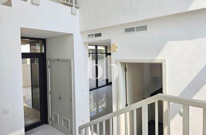 Townhouse - 3 - 4 for rent in Phoenix - Damac Hills - Dubai