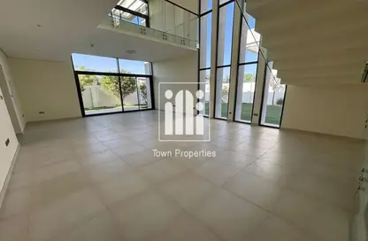 Villa - 4 Bedrooms - 7 Bathrooms for rent in West Yas - Yas Island - Abu Dhabi