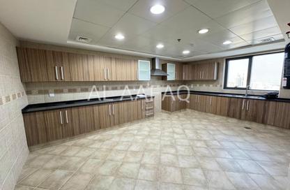 Apartment - 3 Bedrooms - 5 Bathrooms for rent in Al Mamzar - Al Mamzar - Sharjah - Sharjah Apartment - 3 Bedrooms - 5 Bathrooms for rent in Al Mamzar - Al Mamzar - Sharjah - Sharjah