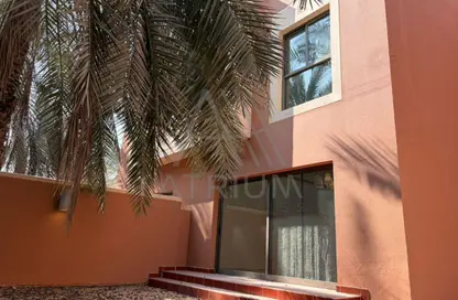 فيلا - 4 غرف نوم - 5 حمامات للايجار في قرية المانجروف - ربدان - أبوظبي