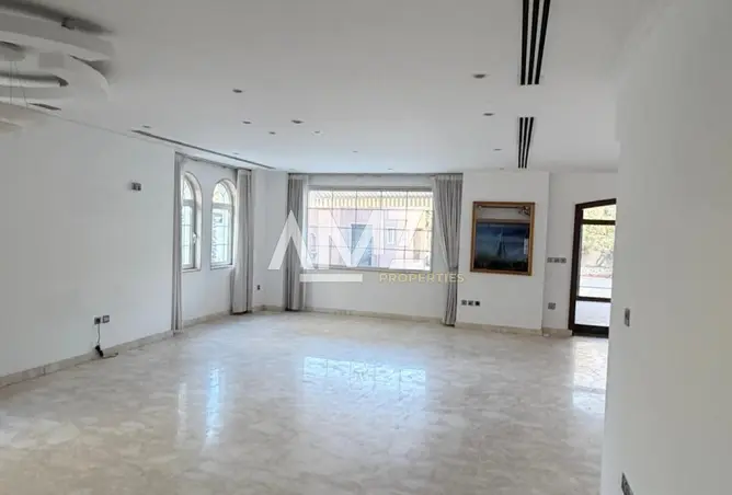156186901 - Property Image 3
