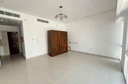 Apartment - 1 Bedroom - 1 Bathroom for rent in Nova Tower - Dubai Silicon Oasis - Dubai Apartment - 1 Bedroom - 1 Bathroom for rent in Nova Tower - Dubai Silicon Oasis - Dubai
